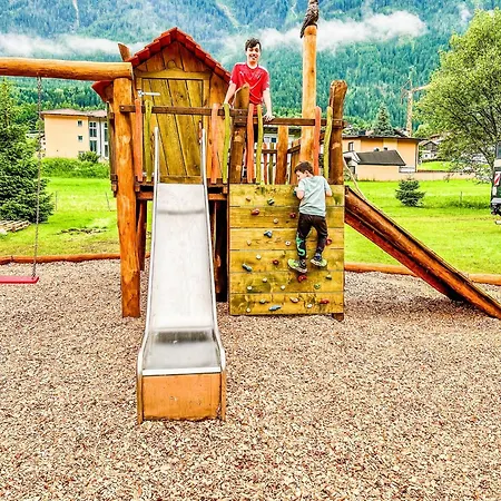 X-alp Oetztal 度假居 索滕斯